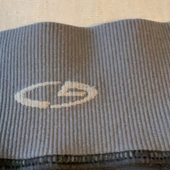 Champion Women's Black and Gray Leggings - Picture 3 of 4